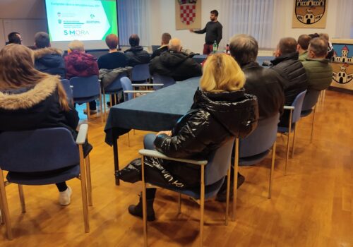 U Hrvatskoj Kostajnici predstavljeni uvjeti i kriteriji natječaja za sufinanciranje energetske obnove obiteljskih kuća